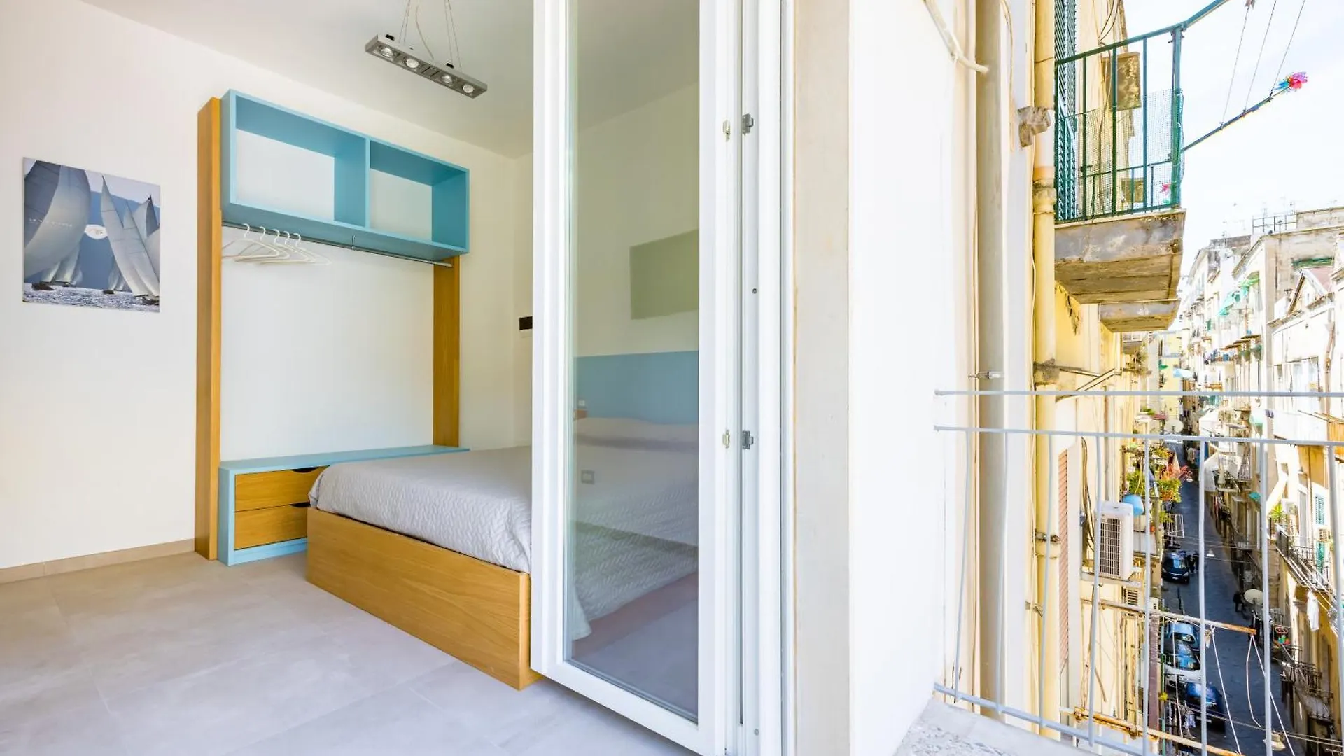 Brombeis Double Bedroom Center By Napoliapartments Naples